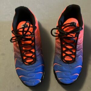 Nike air max plus Gradient Athletic Shoes with the 🔥🔥🔥